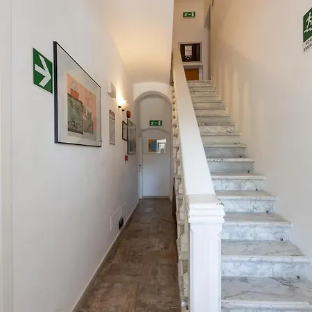 Castello Monticello Hotel 3*