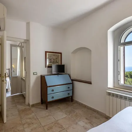 Hotel Castello Monticello 3*