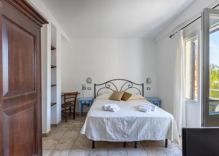 Castello Monticello Ξενοδοχείο Giglio Porto